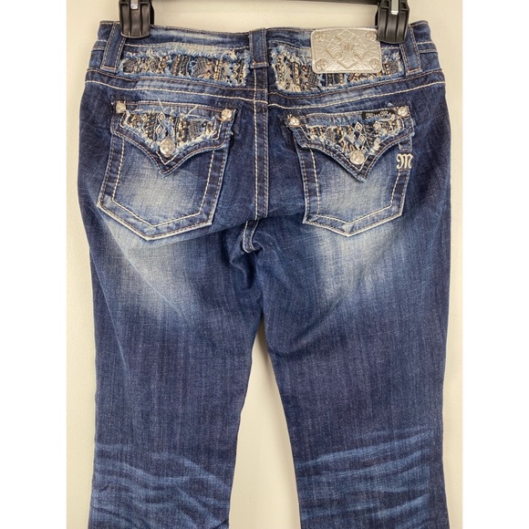 Miss Me size 28 x 32 Women’s Blue Denim Bling Embellished Relaxed Bootcut Jeans - Picture 3 of 8